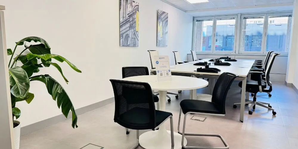 Discover the rental spaces for equipped offices in Azca