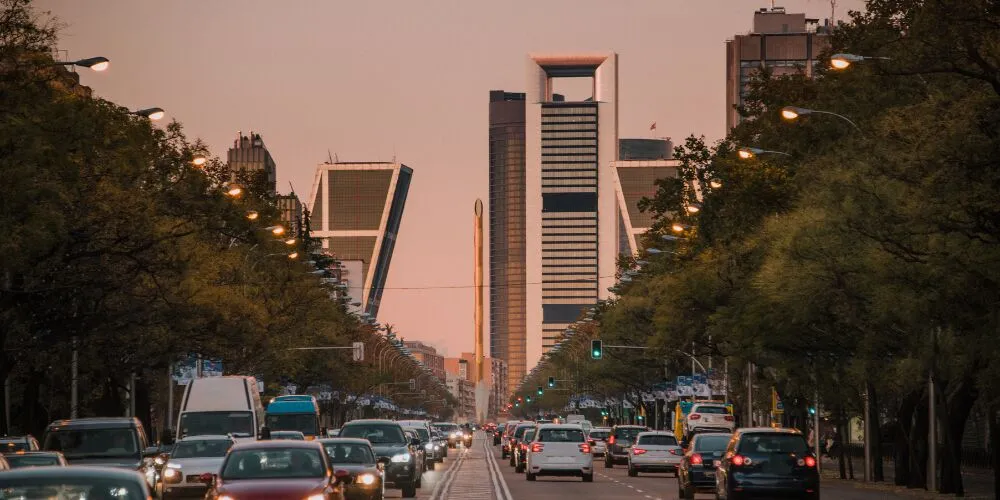 Benefits of locating your company on Paseo de la Castellana (and why Ibercenter is the best example)