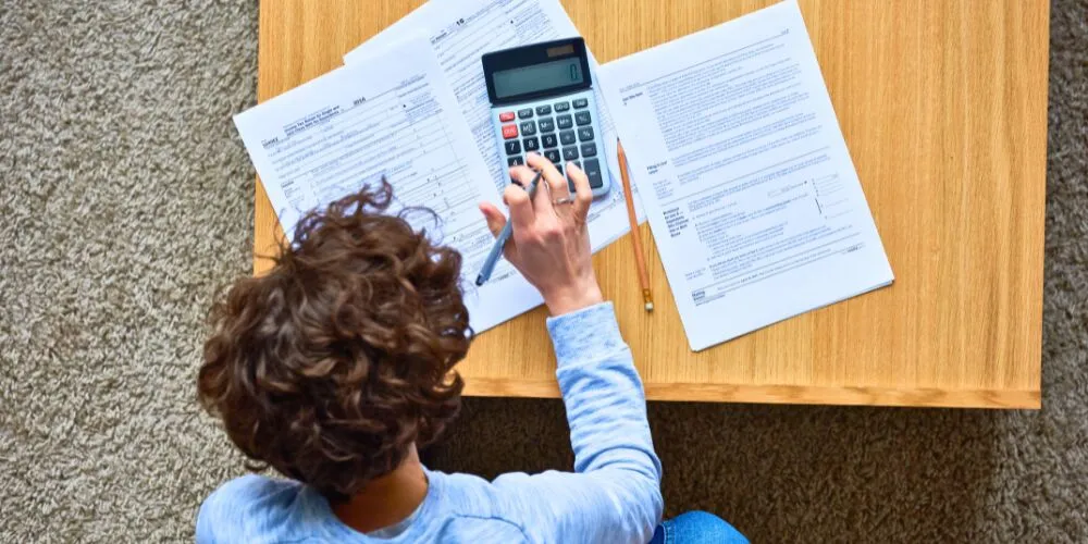 Last days to file your tax return: a survival guide for busy professionals
