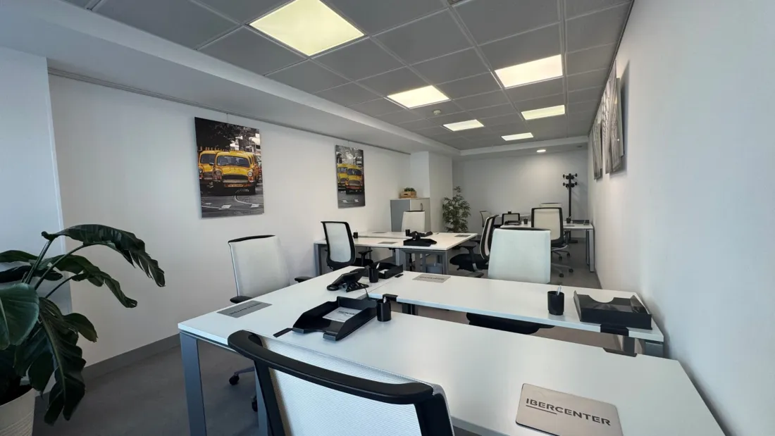 Office 17 Azca