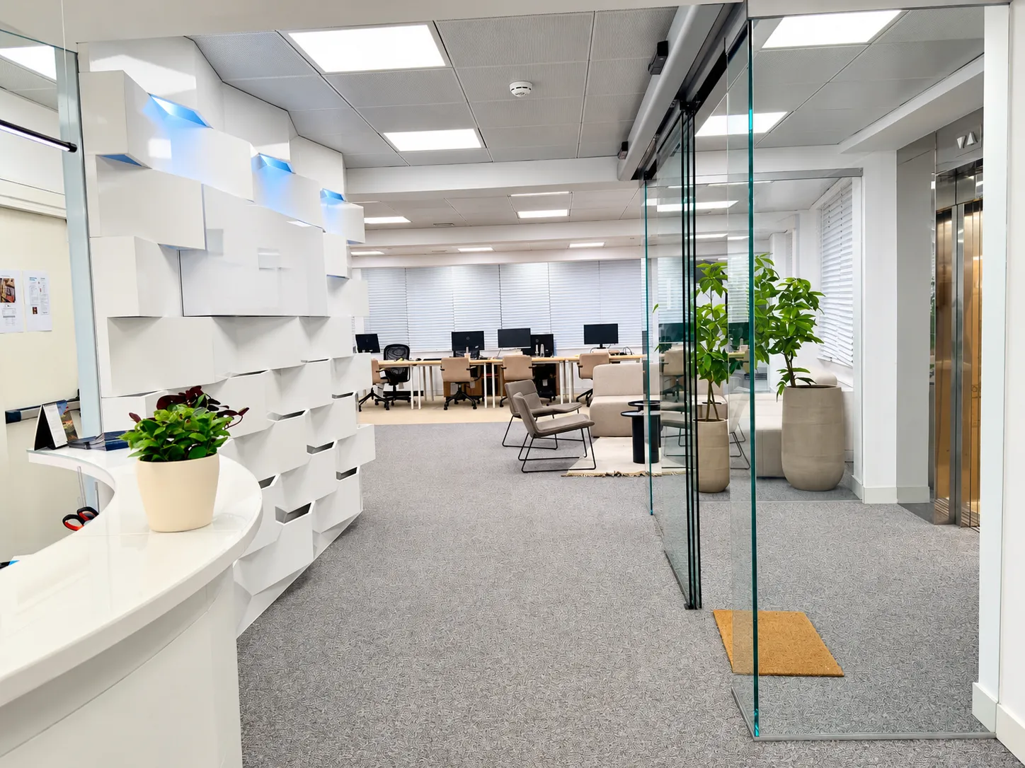 Traditional lease office in Recoletos · Paseo de Recoletos 16 · Current fit-out · entrance and reception