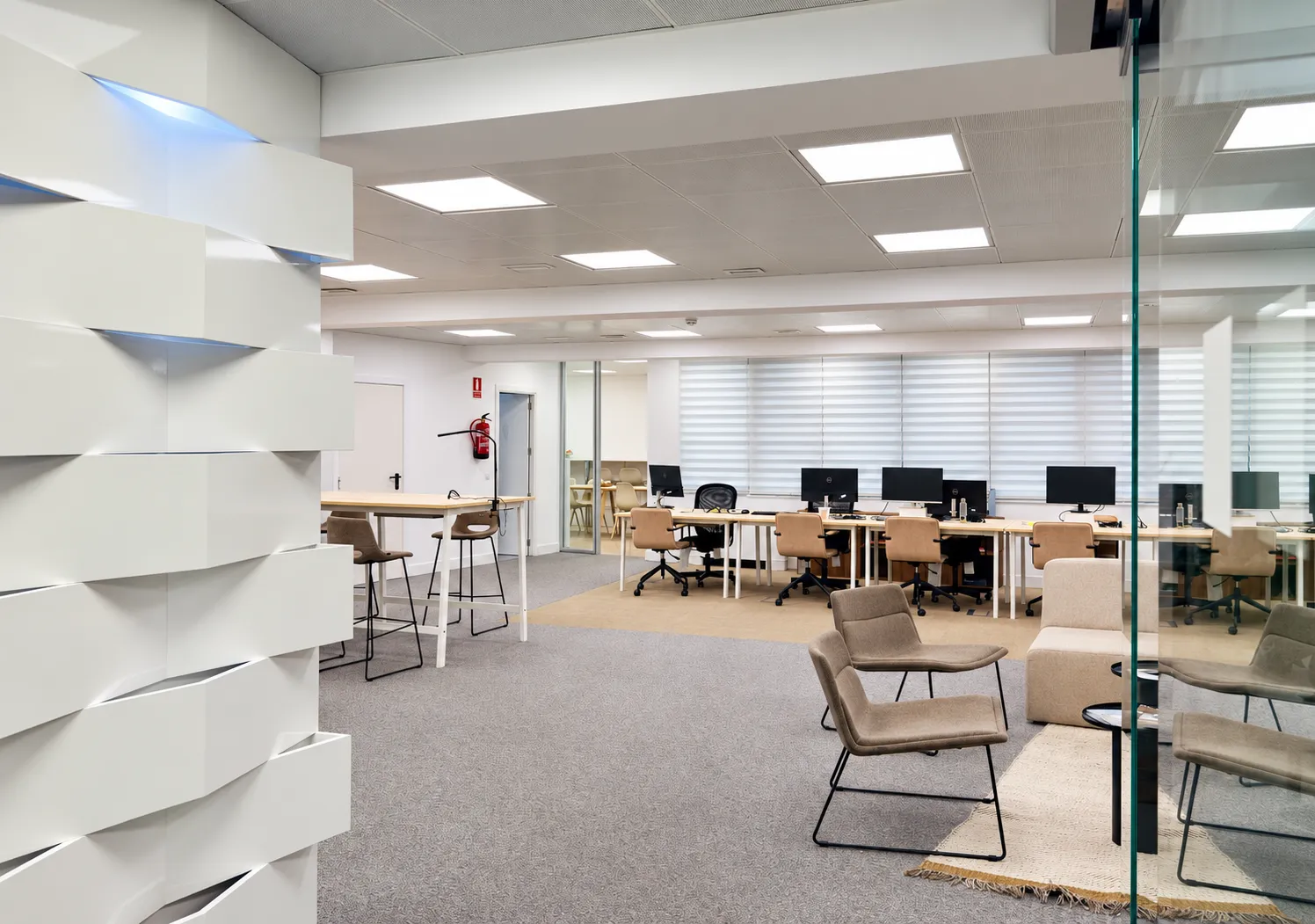 Traditional lease office in Recoletos · Paseo de Recoletos 16 · Current fit-out · lounge area