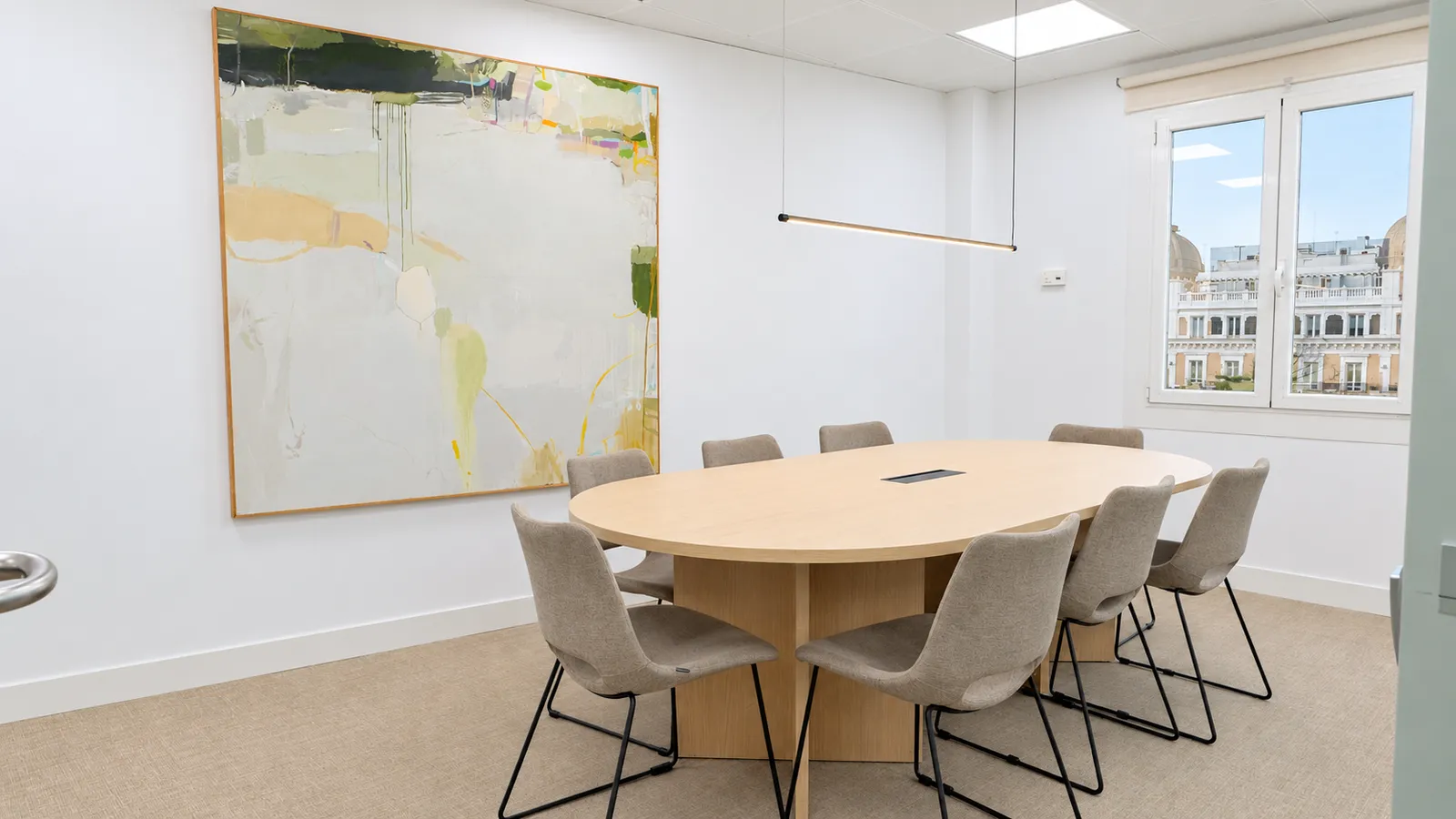 Traditional lease office in Recoletos · Paseo de Recoletos 16 · Current fit-out · meeting room