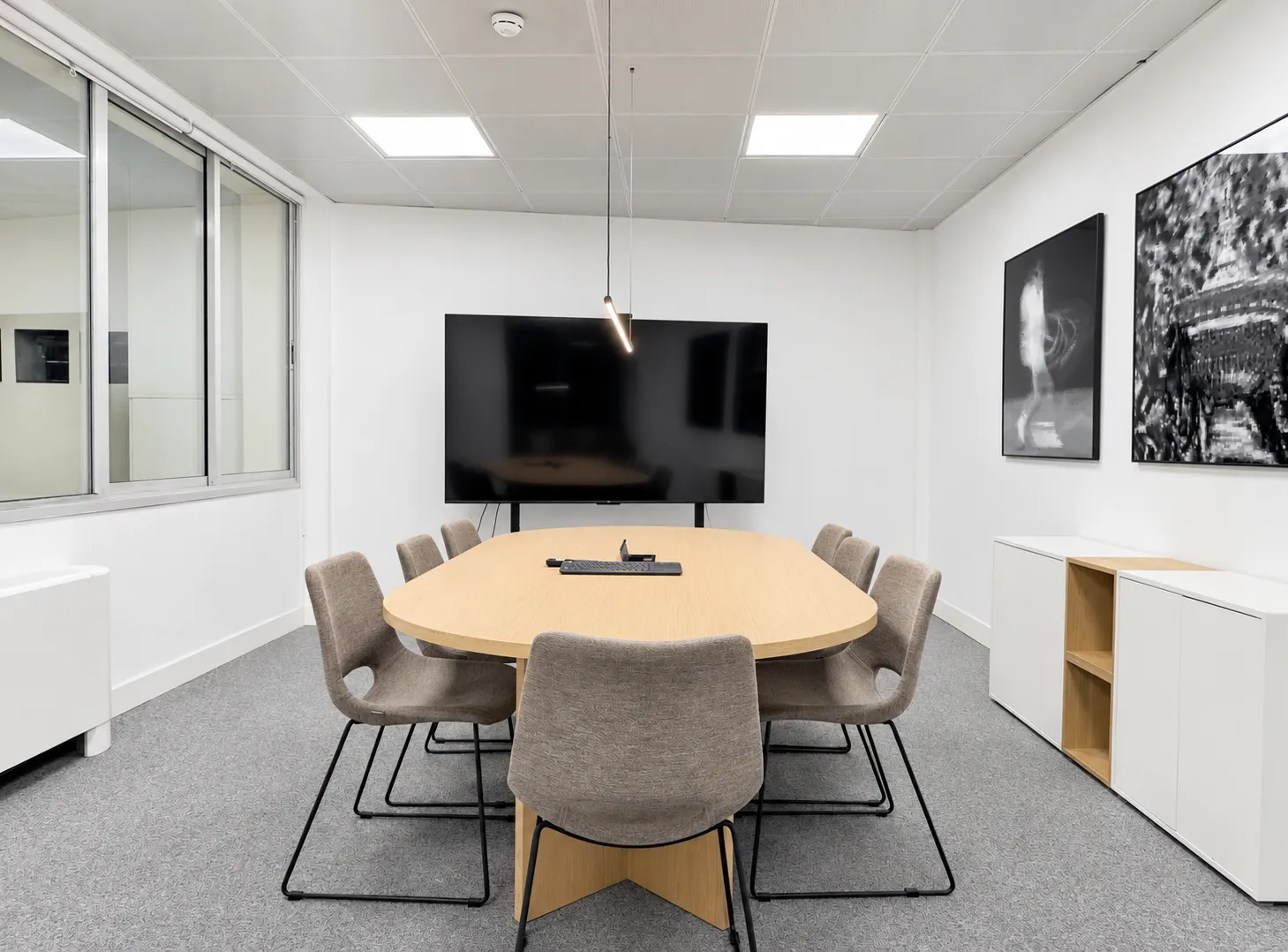 Traditional lease office in Recoletos · Paseo de Recoletos 16 · Current fit-out · meeting room