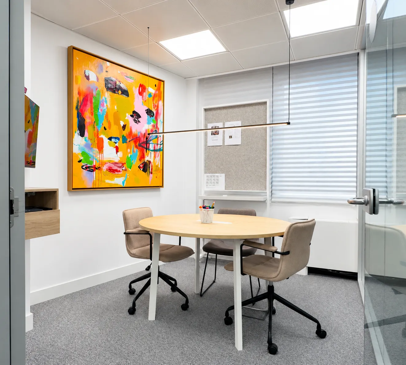 Traditional lease office in Recoletos · Paseo de Recoletos 16 · Current fit-out · meeting room