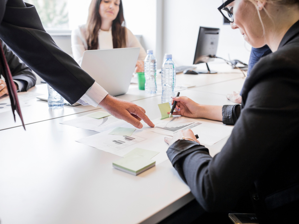 productive meetings in summer-ibercenter