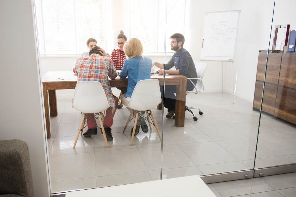 Organizar reuniones efectivas: claves para el éxito